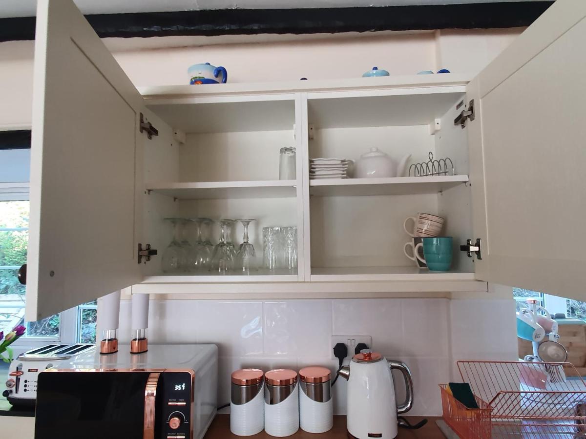 No 4 Trelawney Apartment - Onsite Bar - Restaurant - Horse Riding Menheniot ภายนอก รูปภาพ